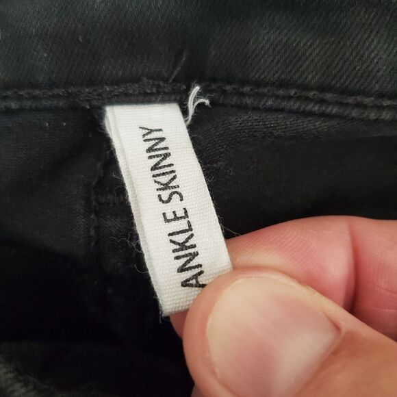 Rag & Bone Ankle Skinny Raw Hem Jeans - size 27 in Black. - Picture 13 of 14